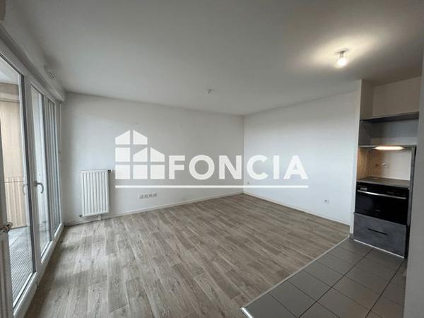 Location Appartement 2 pièces 45.38 m² - 36 RUE DE LA HALTE Ermont 95120