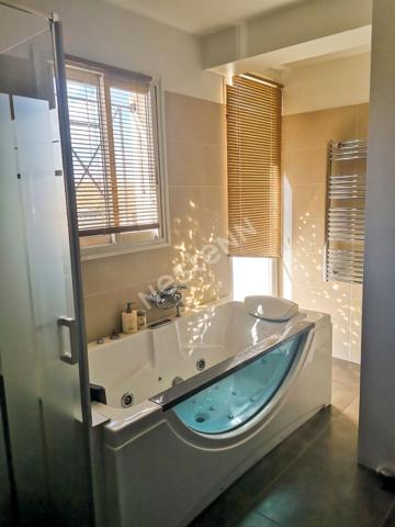 Maison Chateauneuf Les Martigues 198 m2