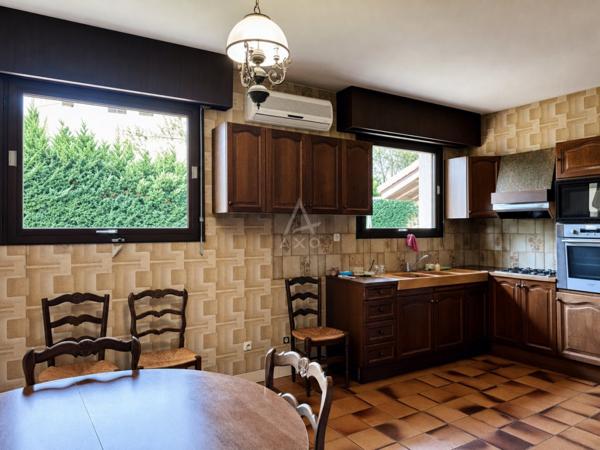 Maison d’architecte de 167 m² sur 2 601 m² de terrain