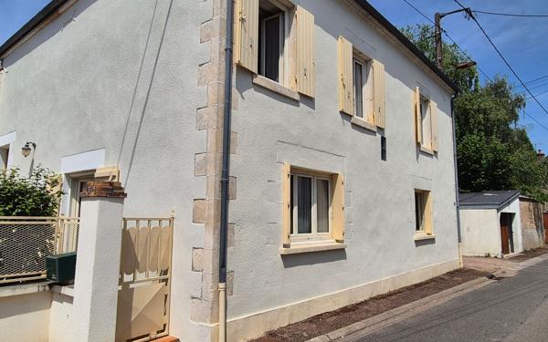 Maison à vendre    4 pièces • 115 m2 Mesves-sur-Loire