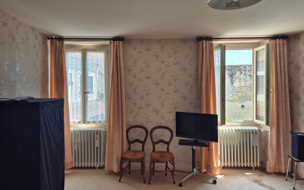 Maison à vendre    4 pièces • 115 m2 Mesves-sur-Loire