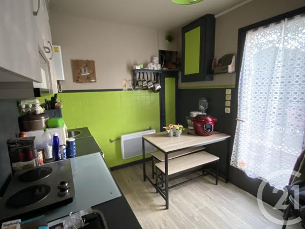 Maison à vendre  7 pièces - 94 m2 LA GUERCHE SUR L AUBOIS - 18