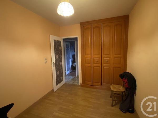 Maison à vendre  7 pièces - 94 m2 LA GUERCHE SUR L AUBOIS - 18