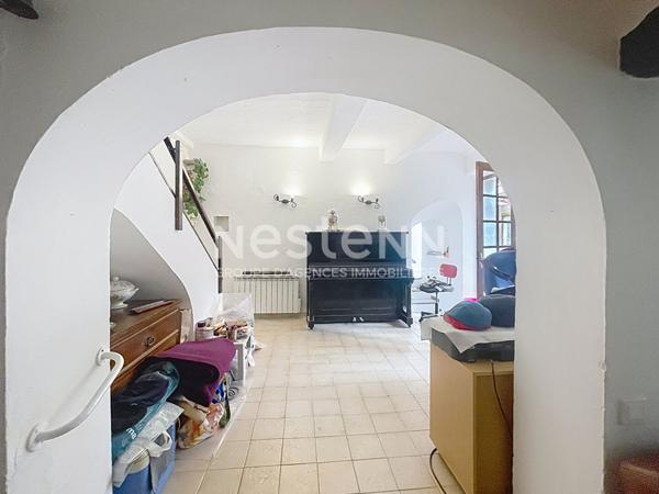 Plan de Grasse centre, maison de 10 pièces, 160 m², jardin de 300 m2,