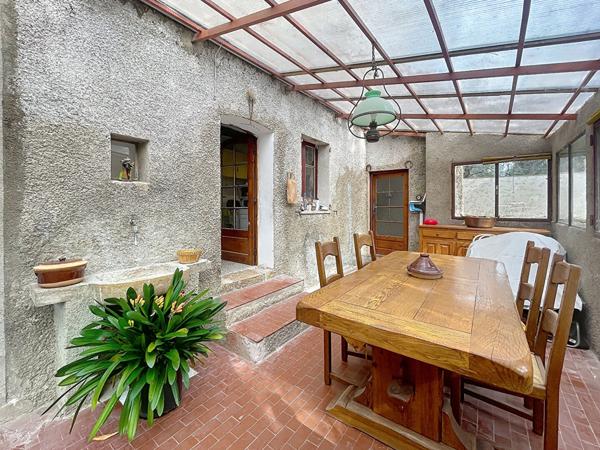 Plan de Grasse centre, maison de 10 pièces, 160 m², jardin de 300 m2,