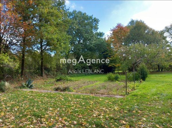 Terrain à HAMBERS, 53160 - 3300m²