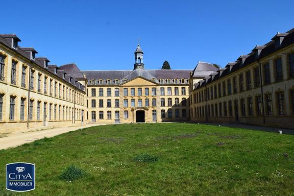 Appartement à louer 2 pièces 42.5m² Sedan (08200)