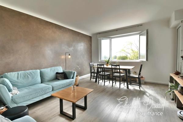 Appartement T3 lumineux avec balcons d'environ 67 m²