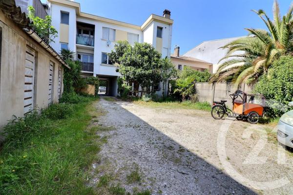 Parking à vendre  14,27 m 2   BORDEAUX  - 33
