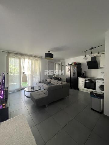 Marseille (13009) À vendre – Marseille 9ème – T3 récent avec terrasse et double garage