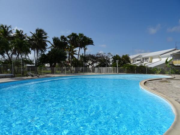 Vente
                Appartement28 m² - 1 Pièce -
                    SAINT FRANCOIS (97118)