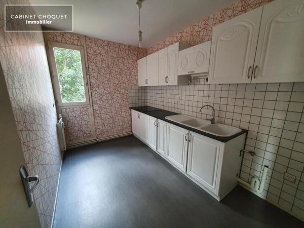 F3 AVEC BALCON ET PARKING A LOUER - LA MADELEINE - 63.5 m 2 - 918 € charges comprises par mois