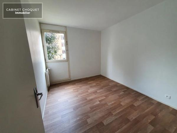 F3 AVEC BALCON ET PARKING A LOUER - LA MADELEINE - 63.5 m 2 - 918 € charges comprises par mois