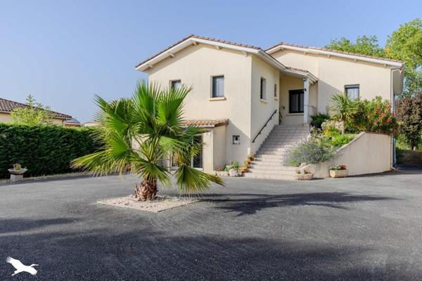 Maison à vendre 612 495 € Saint-Vincent-de-Paul 7 p 244 m² DPE C