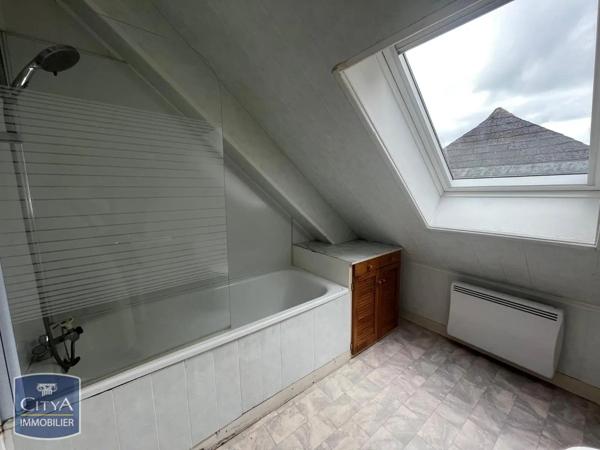 Appartement à louer 2 pièces 19.51m² Laval (53000)
