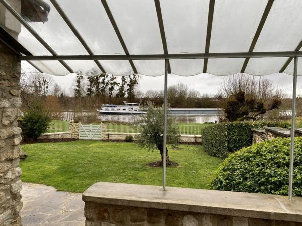 Maison de charme en bord de Seine