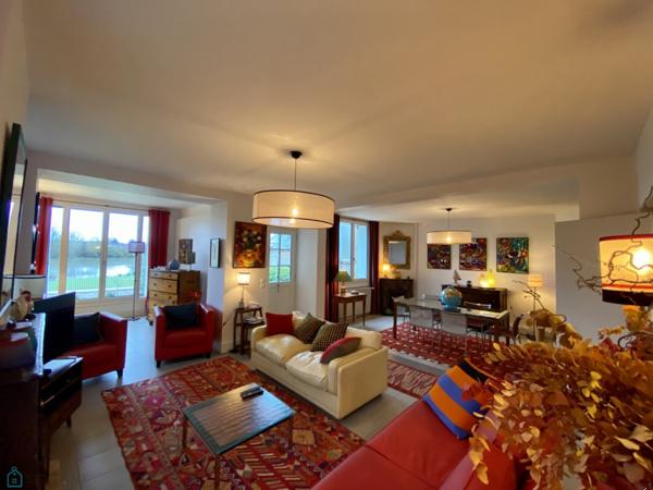 Maison de charme en bord de Seine