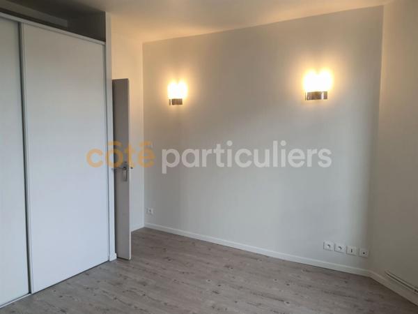 Location
                Appartement60,49 m² - 3 Pièces -
                    CLERMONT FERRAND (63000)