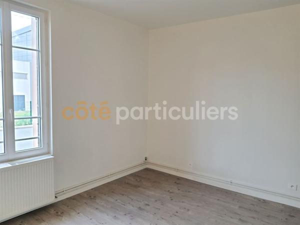 Location
                Appartement60,49 m² - 3 Pièces -
                    CLERMONT FERRAND (63000)