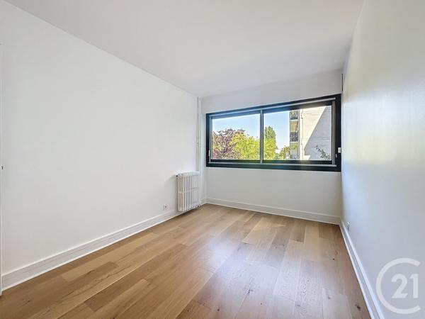 Appartement F5 à vendre  5 pièces - 102,75 m2 LE CHESNAY - 78