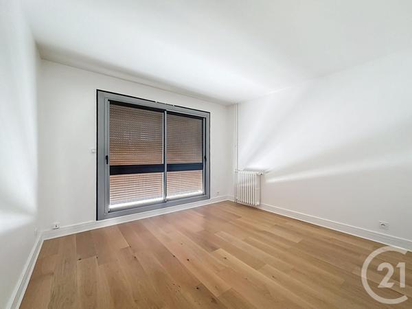 Appartement F5 à vendre  5 pièces - 102,75 m2 LE CHESNAY - 78