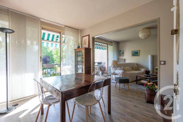 Appartement F4 à vendre  4 pièces - 74,43 m 2   VILLIERS SUR MARNE  - 94