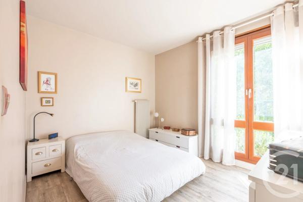 Appartement F4 à vendre  4 pièces - 74,43 m 2   VILLIERS SUR MARNE  - 94