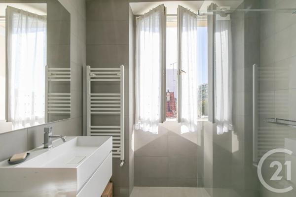 Maison à vendre  7 pièces - 175,32 m 2   FONTENAY SOUS BOIS  - 94