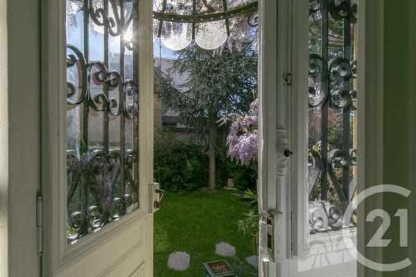 Maison à vendre  7 pièces - 175,32 m 2   FONTENAY SOUS BOIS  - 94