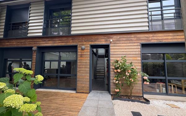 Maison à vendre    7 pièces • 256 m2 Amiens