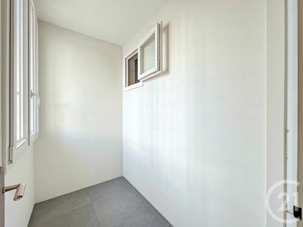 Appartement T4 à vendre  4 pièces - 69,55 m 2   VILLEJUIF  - 94