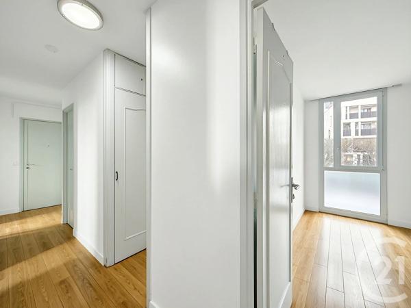 Appartement T4 à vendre  4 pièces - 69,55 m 2   VILLEJUIF  - 94