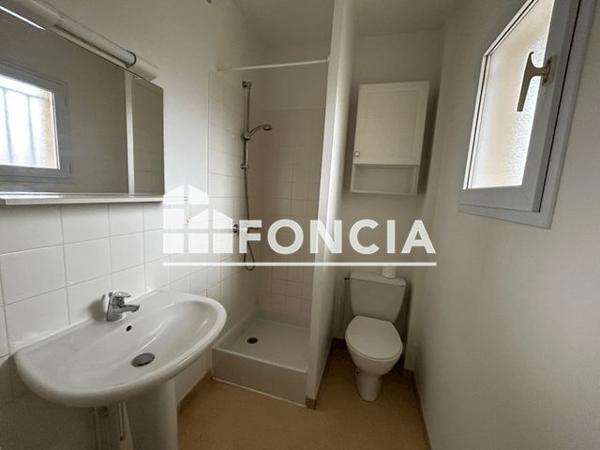 Location Studio 20.3 m² - 25 RUE DE LA GIBAUDERIE Poitiers 86000