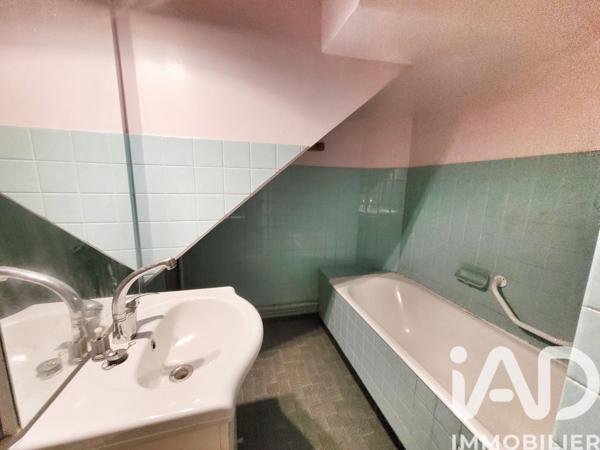 Maison à vendre 5 pièces 71 m² Le Cheylard