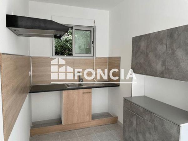 Location Appartement 3 pièces 55.37 m² - 8A AVENUE DU GARDON Moussac 30190