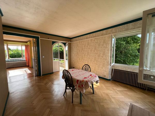 Maison Fretigney Velloreille 9 pièce(s) 216 m2 sur terrain de 5947m²