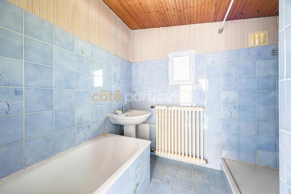 Vente
                Maison72 m² - 4 Pièces -
                    NANTES (44300)