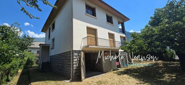 Maison à vendre 10 pièces LA CHAMBRE (73)