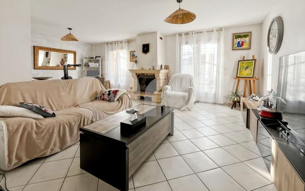 Maison à vendre    4 pièces •  La Crau