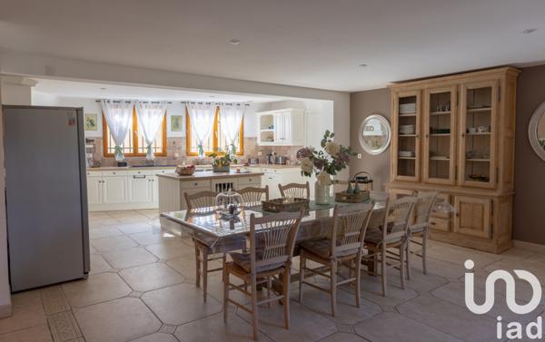 Maison à vendre 10 pièces 480 m² L'Isle-Arné