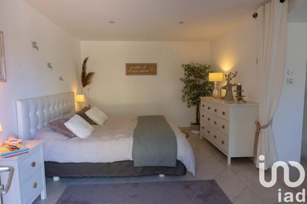 Maison à vendre 10 pièces 480 m² L'Isle-Arné