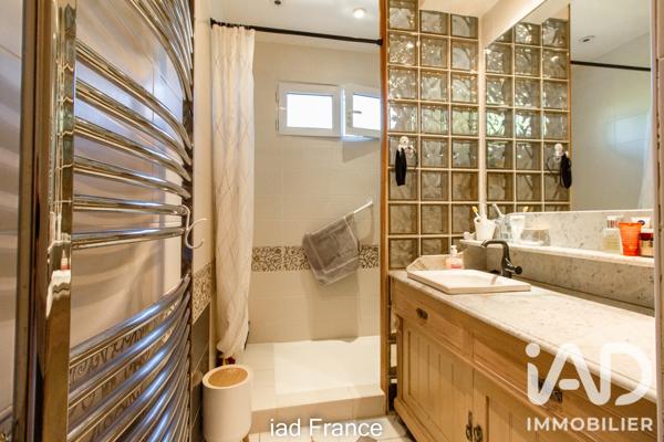 Maison à vendre 8 pièces 225 m² Juziers