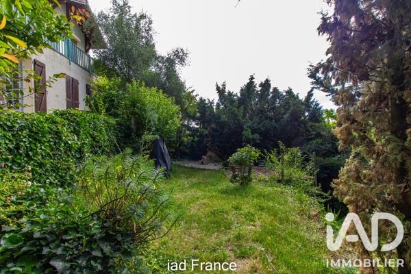 Maison à vendre 8 pièces 225 m² Juziers