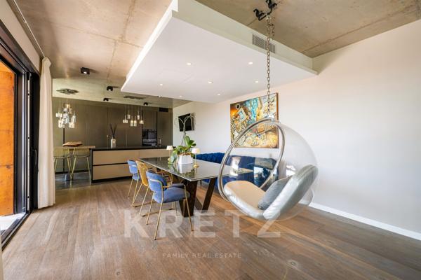 LES ISSAMBRES – VILLA D’ARCHITECTE – VUE MER PANORAMIQUE