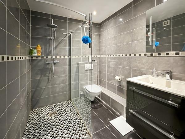 Maison 7 pièce(s) 170 m2