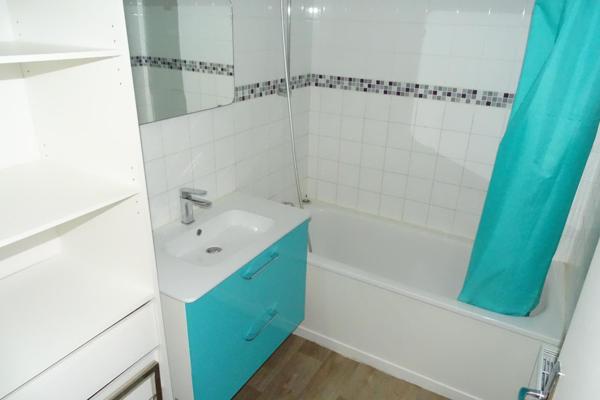 Appartement à FOUGERES, 35300 - 4 pièces 78m²