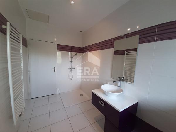 LOCATION MEUBLEE - IDRON : Maison de 170 m² au calme avec jardin et garage