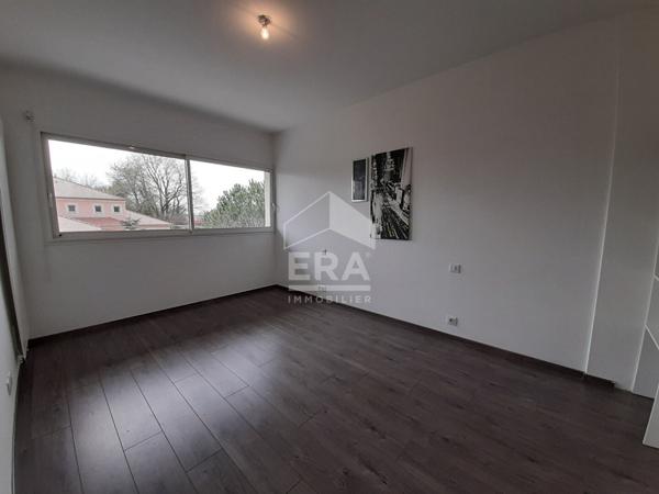 LOCATION MEUBLEE - IDRON : Maison de 170 m² au calme avec jardin et garage