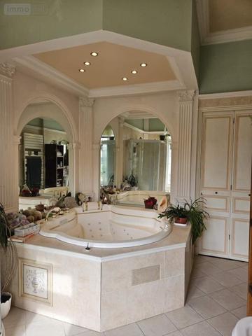 Propriete à vendre à Montval-sur-Loir dans la Sarthe (72500), ref : 107083