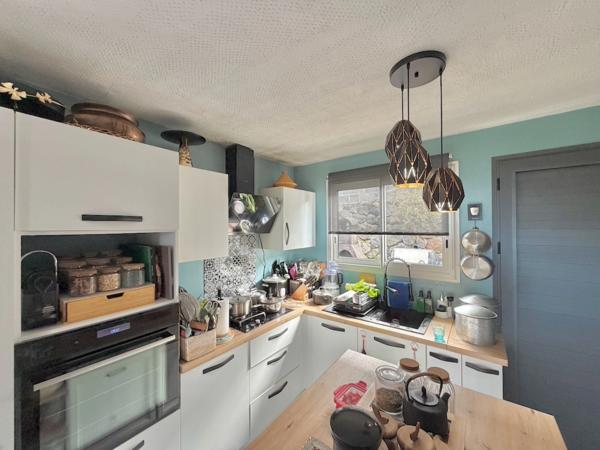 Maison T3 à vendre – La Rivière Saint-Louis (97421) – Duplex avec varangue – Idéal premier achat ou investissement